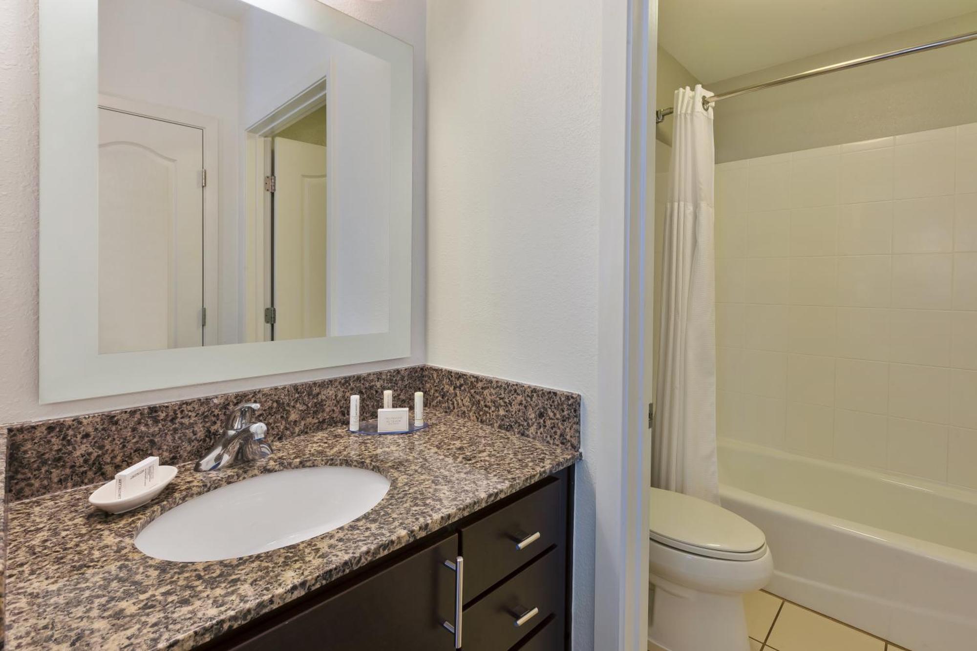 Towneplace Suites By Marriott Nashville Airport Extérieur photo
