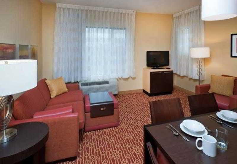 Towneplace Suites By Marriott Nashville Airport Extérieur photo